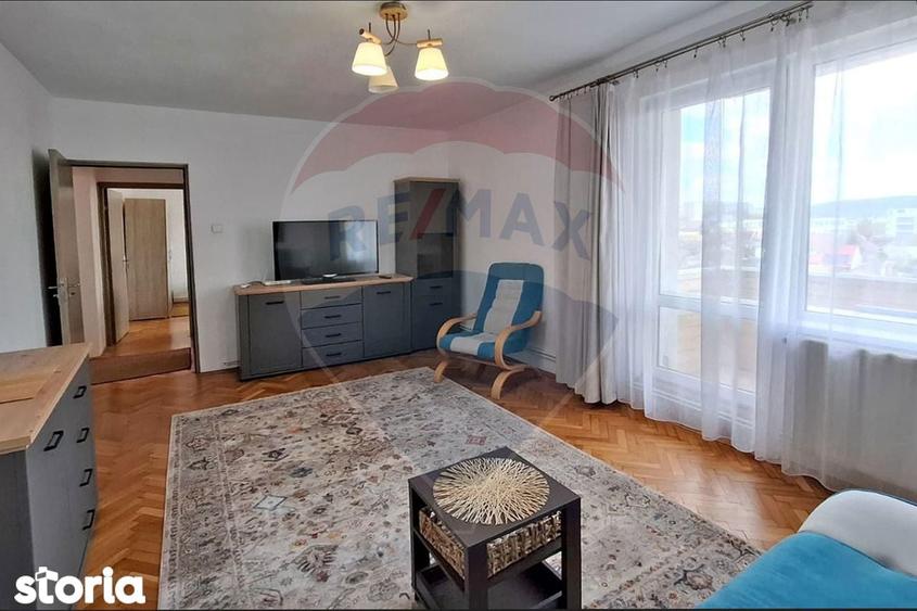Apartament cu 2 camere de inchiriat zona 7 Noiembrie - 9