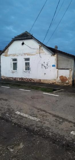 Casa de vanzare cu 6 camere ?i bucatarie+anexe veranda coridor cote? de porci - 5