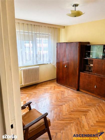 Garsoniera decomandata, etaj2, bloc apartamente, Astra, Brasov - 7