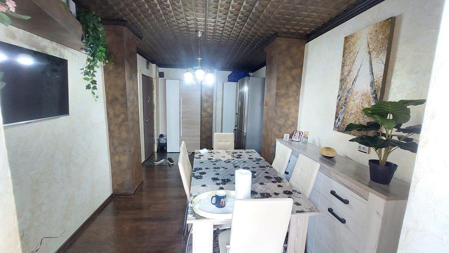 Apartament de vanzare - 8