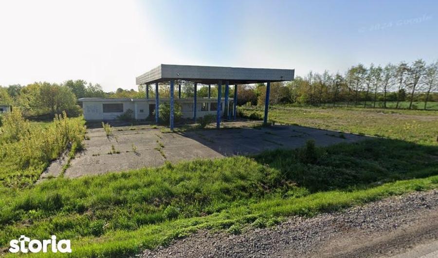 Teren la intrare in Siret E85 - 1