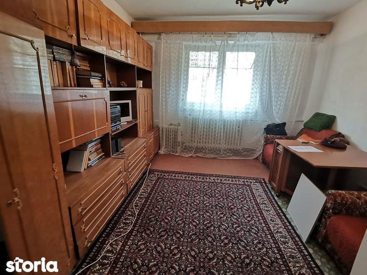 Camera,bucatarie,baie,et.3, zona Lazaret - 3