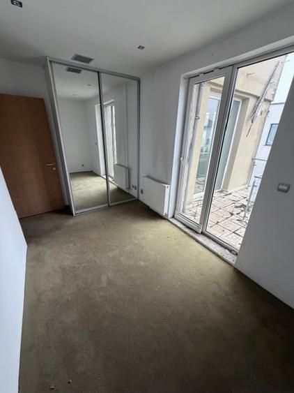 Tunari 1 Decembrie Nr.136 - 23