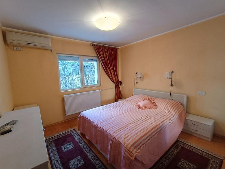 Victoriei 3 camere mobilat si renovat - 9