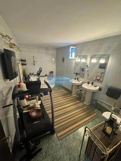 Casa de vanzare pe strada Tudor Vladimirescu - 2