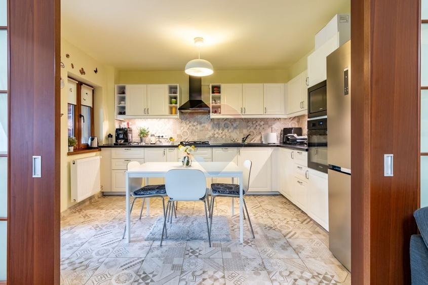 Casă / Vilă în Buftea, toate utilitatile, langa lac, autobuz, magazine - 4