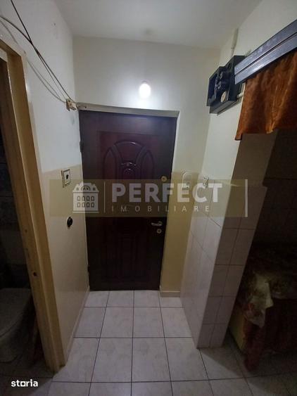 Ap.2 camere PARTER str.Bahluiului-Vest 54500 euro - 10