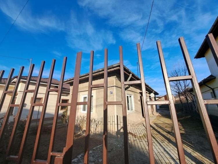 Central Targoviste , vanzare proprietate- casa si teren - 5