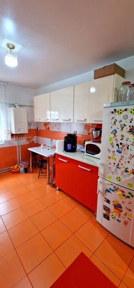 Vand apartament 2 camere - 5