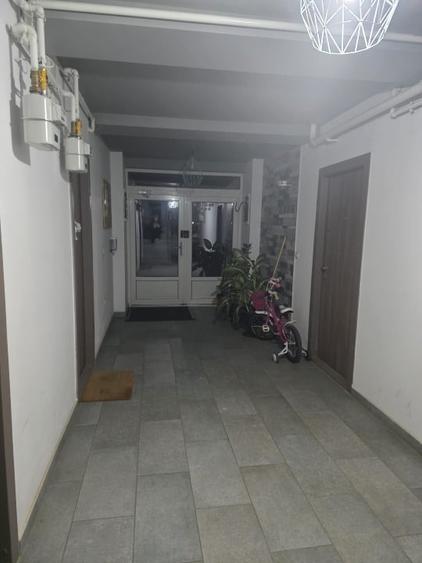 Vand Apartament 2 camere decomandat, open space, parcare – Giroc, lângă Timișoar - 8