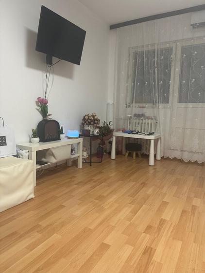 Dristor - garsonieră cu balcon, mobilată, AC, la 5 minute de gura de metrou - 3