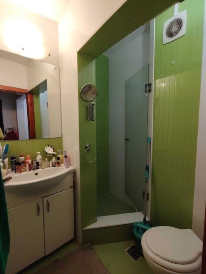 De vanzare apartament 4 camere AN - 3