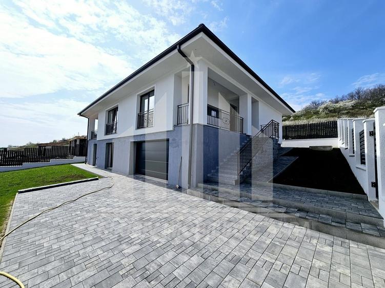 Casa individuala | 200 mp | 600 mp teren | Panorama deosebita | Cetate - 1