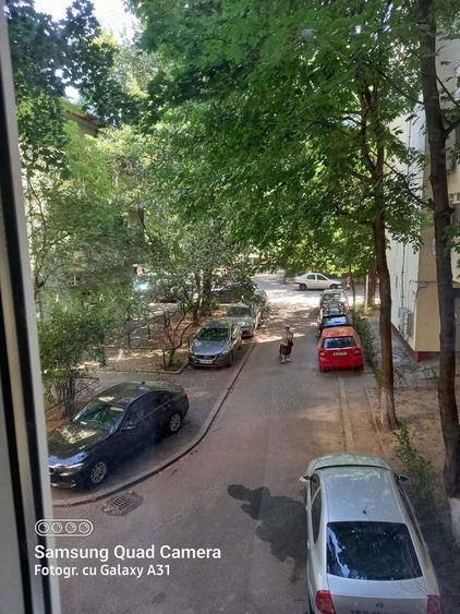 Apartament 3 camere, decomandat, vizavi de parcul Regina Maria - 12