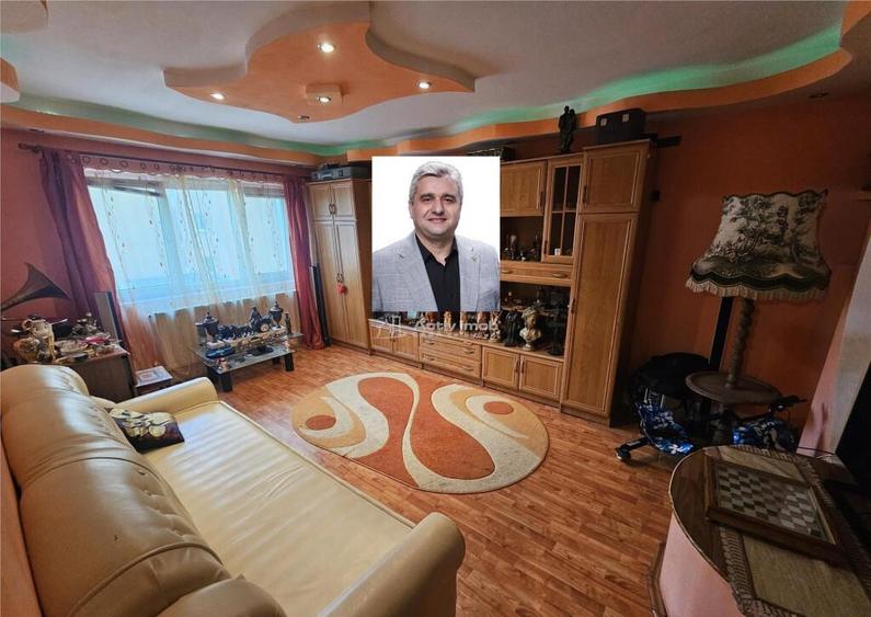 Resita, 3 Cam. Dec., Micro 4 - 8