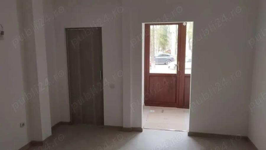 Spațiu comercial, de 36 mp, în Central
