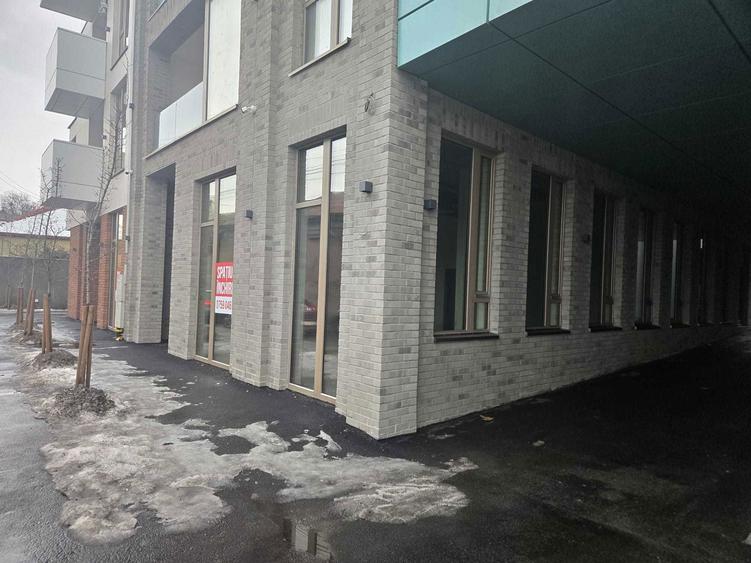OCAZIE 2 spatii comerciale NOI 125 mp fiecare - 1