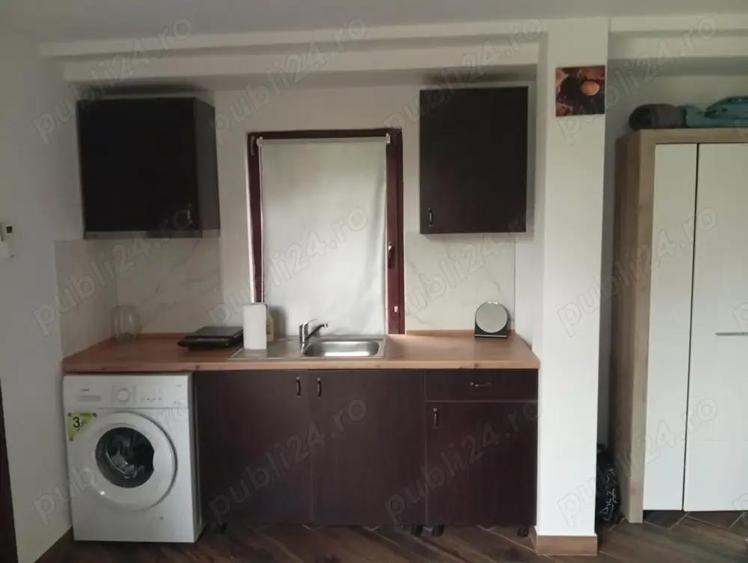 Garsoniera cu gradinita 18 mp , Palas zona Moldovei , parter vila , acces separat - 2