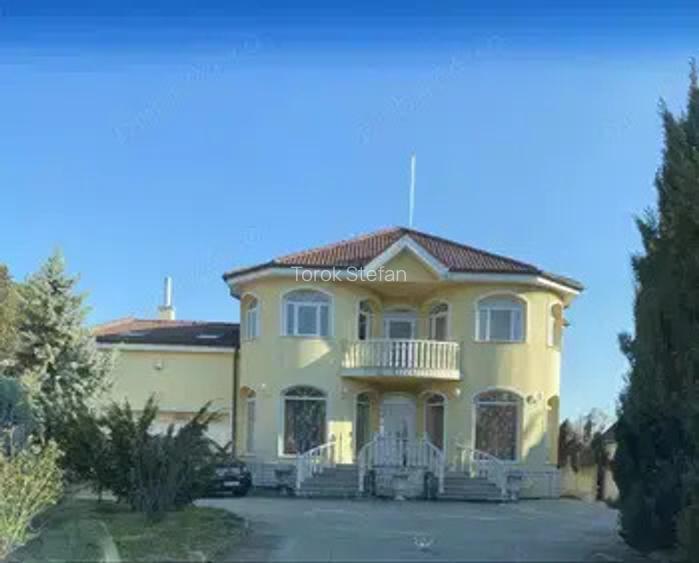 Casa de vanzare in zona linistita