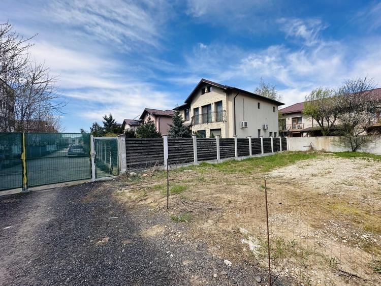 3 Loturi teren intravilan 397 mp, 306 mp utili, 91 mp drum acces , Apeductului - 7