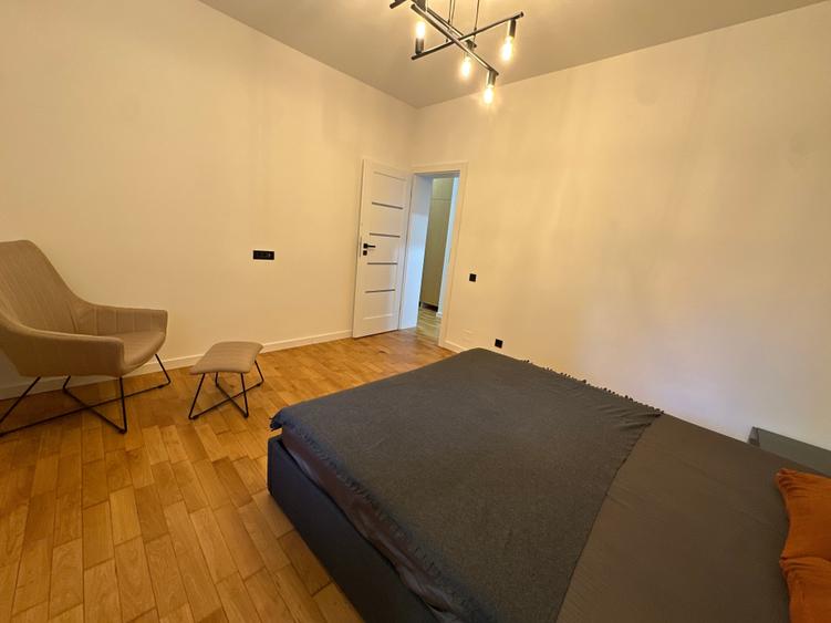 Apartament renovat complet vizavi de Cișmigiu,bloc boutique,centrală proprie - 10