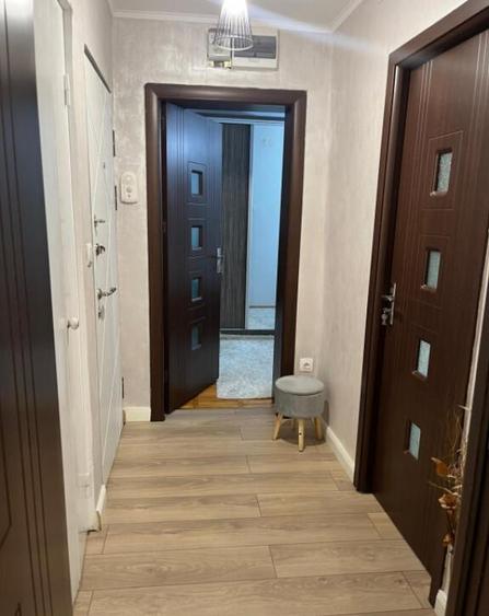Apartament 2 camere, insula 1 mai, etaj 4 - 5
