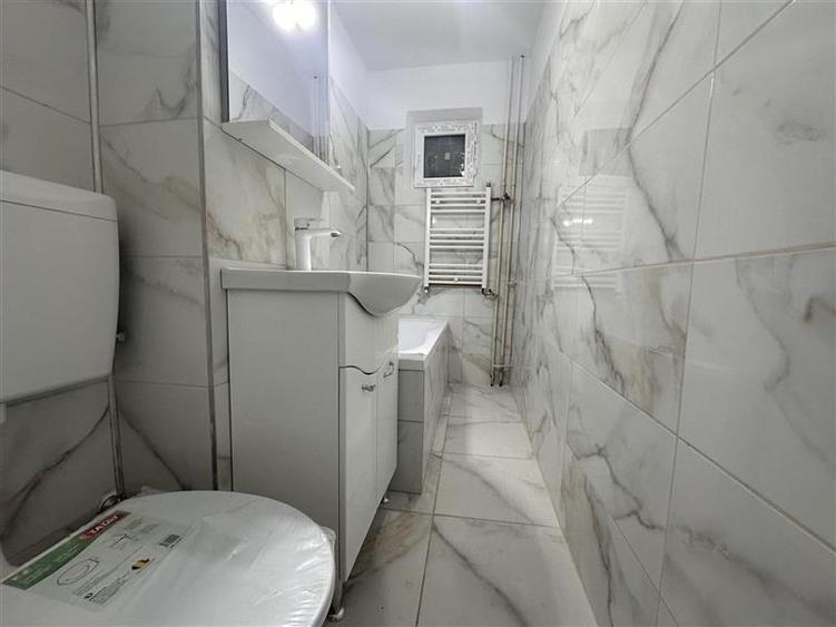 Amenajat complet la etajul 3 linga Piata Doina - 3