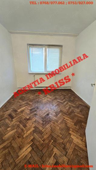 Apartament 4 camere BANAT - EXERCI?IU 88 Mp. Confort 1 Decomandat 2 Bai 2 Balcoane 88 Mp. Centrala - 2