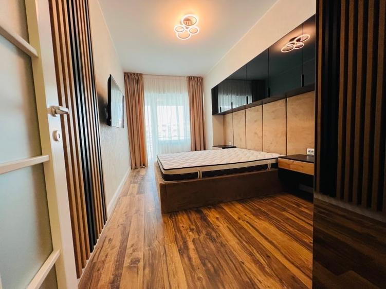 Proprietar , Ap 2 camere open space , Royal Town Copou - 2