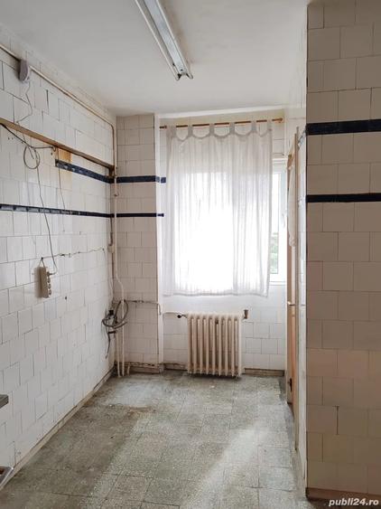 Apartament cu 3 camere decomandat în Pantelimon