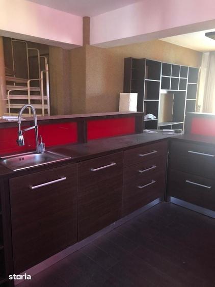 Apartament cu 6 camere în Străulești