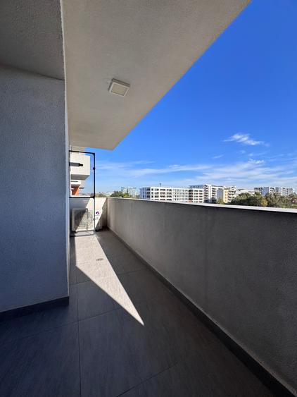 Apartament cu 2 camere decomandat în P-ta Presei Libere