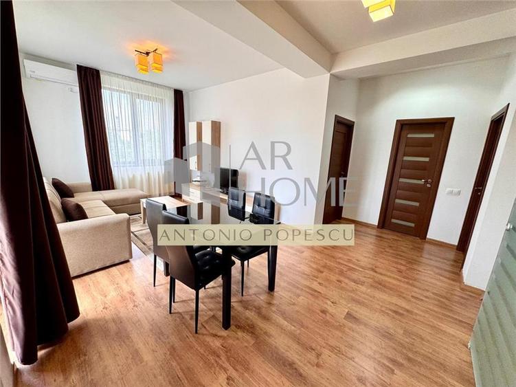Apartament cu 3 camere decomandat, mobilat în Cantacuzino