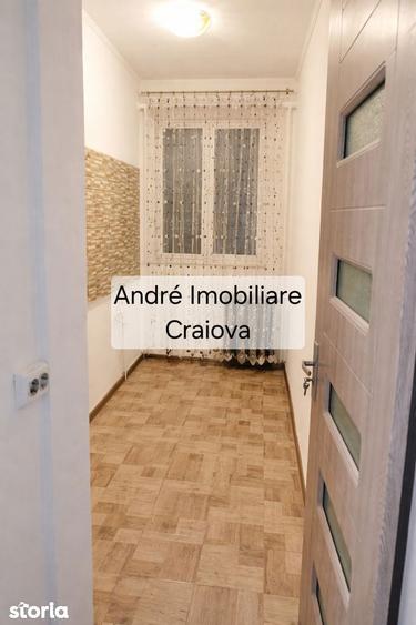 Apartament cu 2 camere semidecomandat în Calea București
