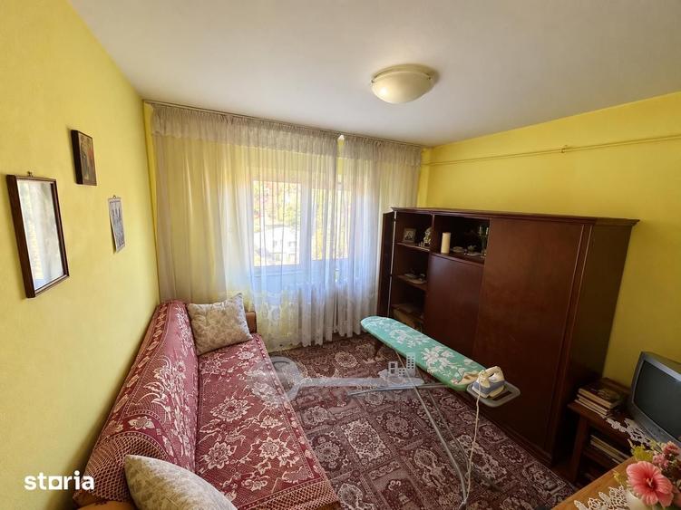 Apartament cu 3 camere în Păcurari