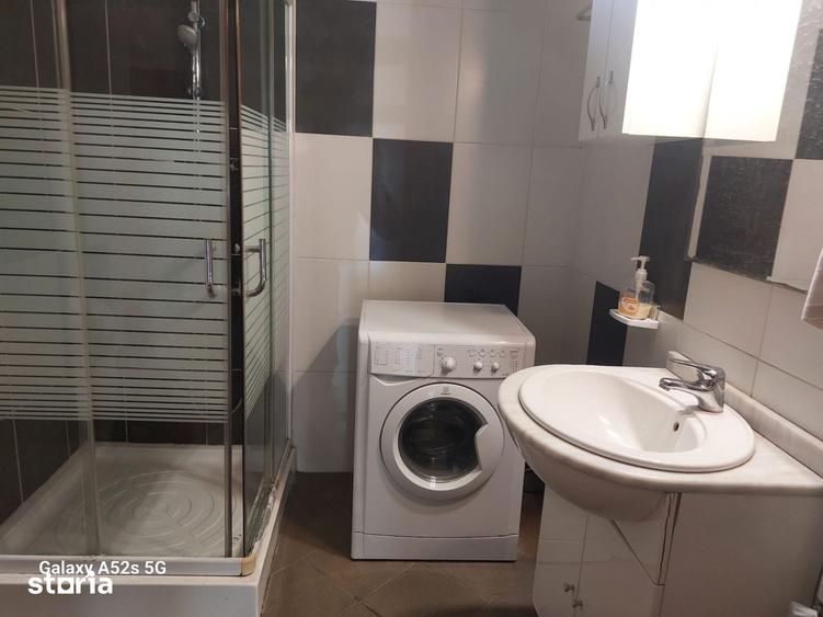 Casă cu 5 camere cu Teren 120 Mp în Bucureștii Noi