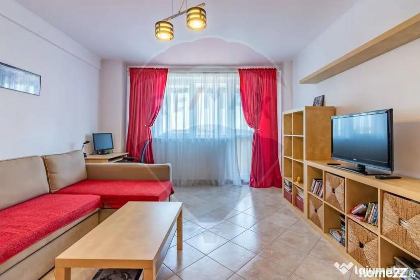 Apartament cu 2 camere decomandat în Central