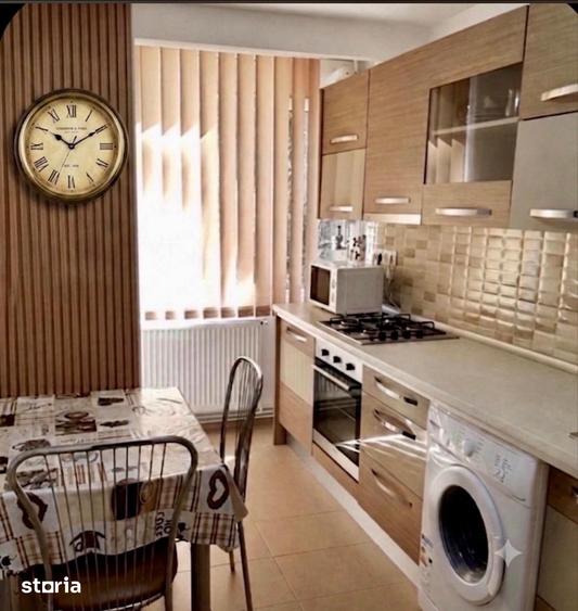 Apartament cu 2 camere decomandat, mobilat în Cornișa