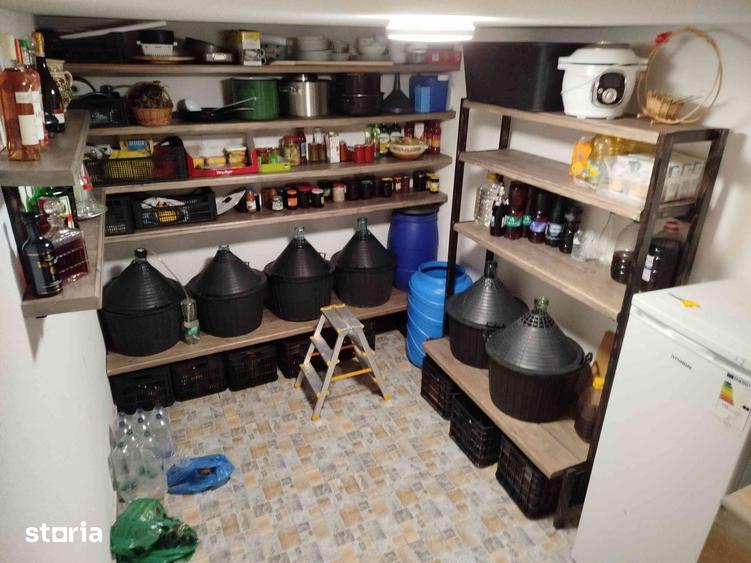 Casă cu 5 camere cu Teren 314 Mp în Central