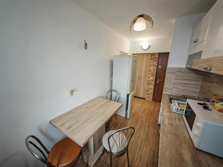 Apartament cu 2 camere semidecomandat, mobilat în Astra