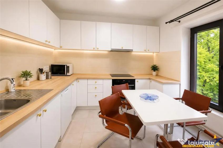 Casă cu 4 camere cu Teren 500 Mp în Centrul Istoric