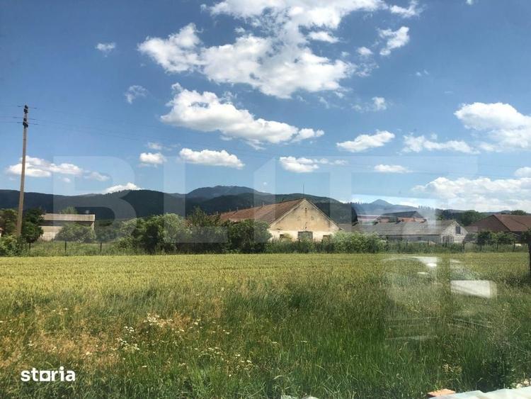 Casă cu 3 camere cu Teren 610 Mp în Cristian