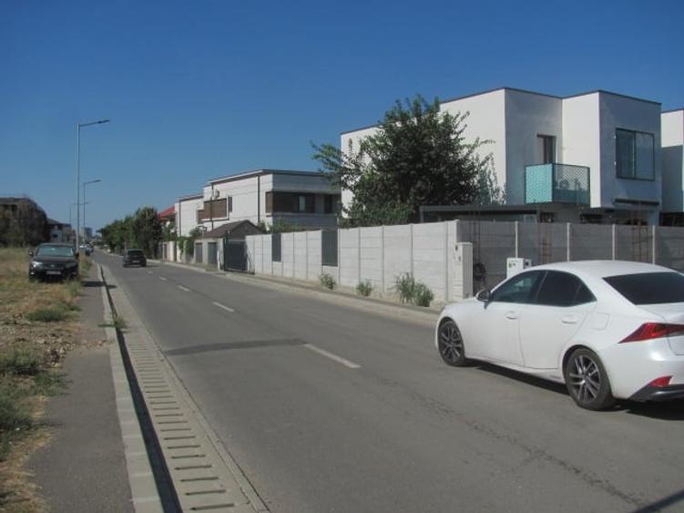 Teren Construcții intravilan de 1000 mp, în Prelungirea Ghencea