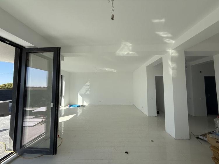 LUX | CASA | VILA INDIVIDUALA | CURTE | PROPRIETAR | TUNARI - 12