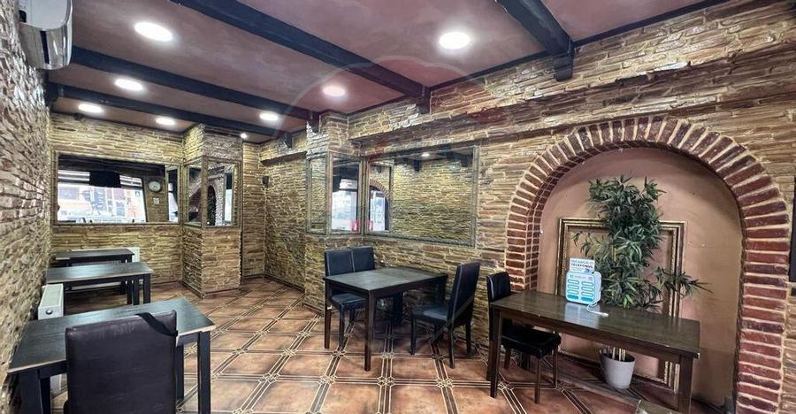 Casa + terasa + 2 spatii comerciale Colentina 377 - 9