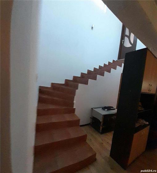 Vand casa cu etaj crevedia Dambovi?a - 2