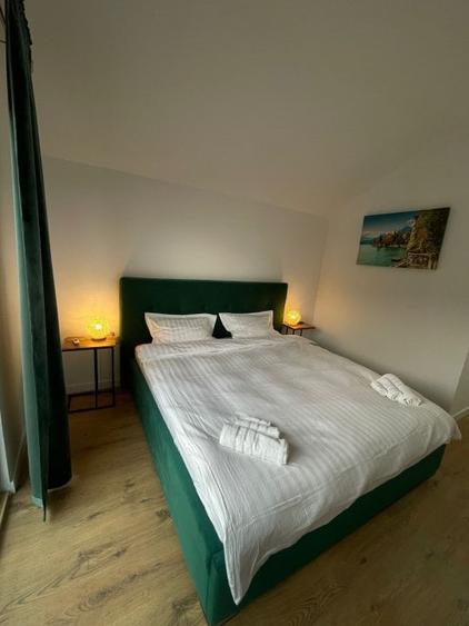 VAND COMPLEX TURISTIC IN BRAN LANGA PARTIA DE SCHI ZANOAGA - 49