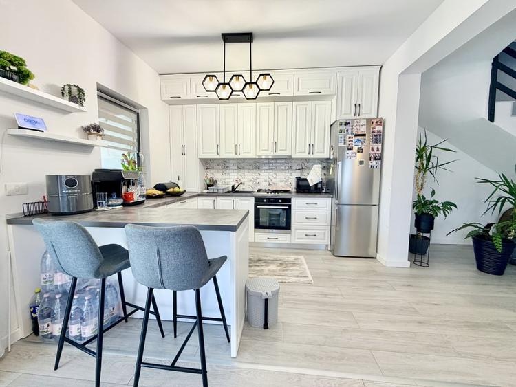 Duplex 5 camere - Mobilat si Utilat - poziție centrala Mosnita Noua - 8