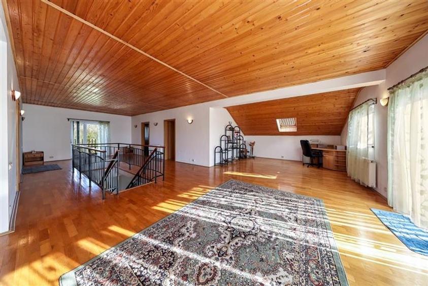 Vanzare Casa zona Tractorul, teren aferent 700 mp - 13