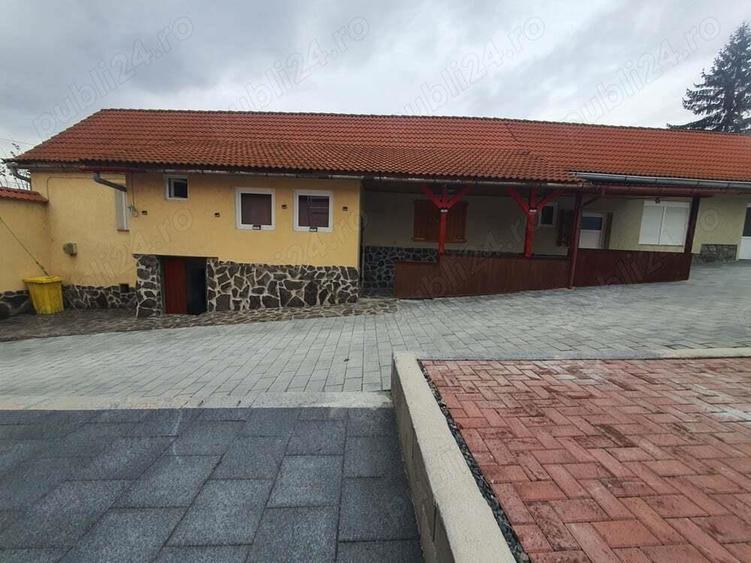 Oferta ! Casa saseasca,,la cheie in Slimnic(17km distanta de Sibiu) , cu 2.100mp teren - 1